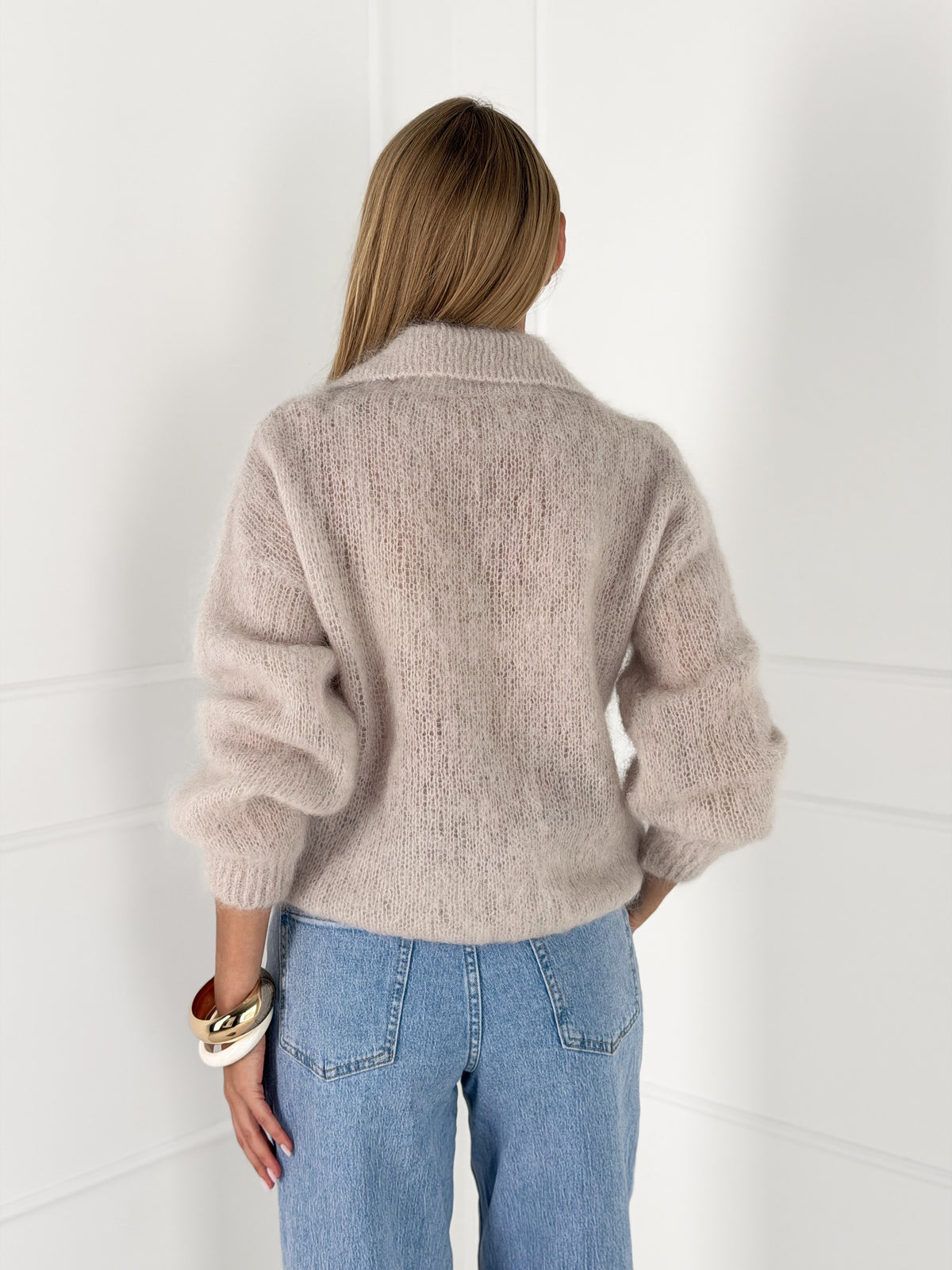 Moteriškas itališkas moheros vilnos megztinis RAYANA Kreminė