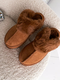Moteriški UGG stiliaus batai su platforma JOHN Ruda