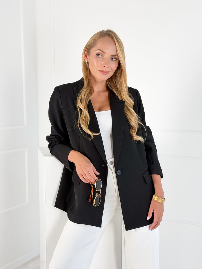 Moteriškas klasikinis švarkas CONAN Juoda