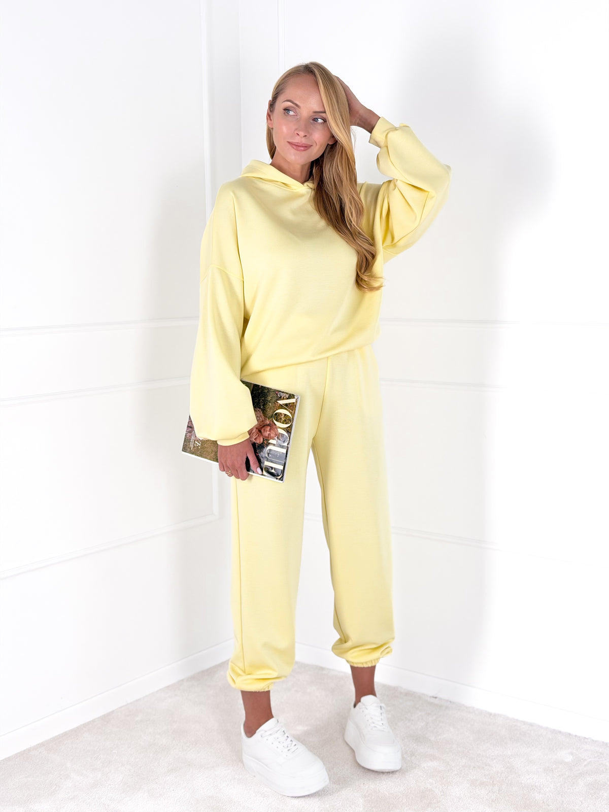 Moteriškas laisvalaikio kostiumėlis HEIDI Geltona