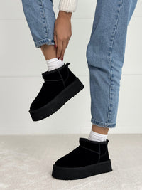 Natūralios odos UGG stiliaus aulinukai su platforma CHOCO Juoda