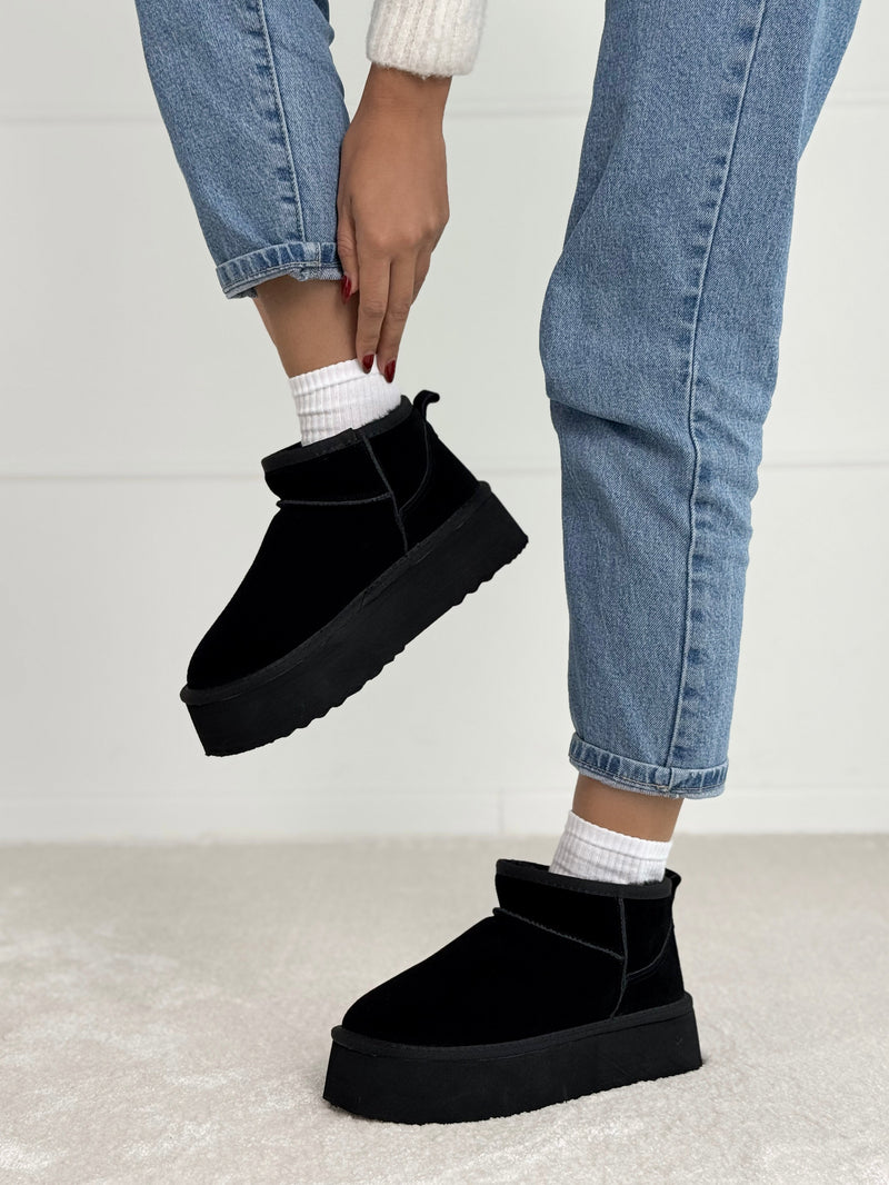 Natūralios odos UGG stiliaus aulinukai su platforma CHOCO Juoda