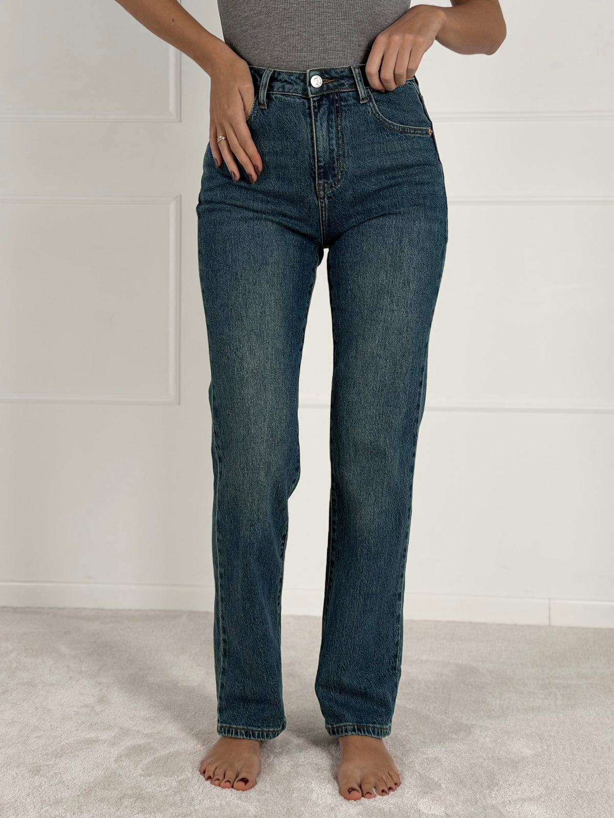 STRAIGHT FIT moteriški džinsai aukštu juosmeniu JUNIPER Mėlyna