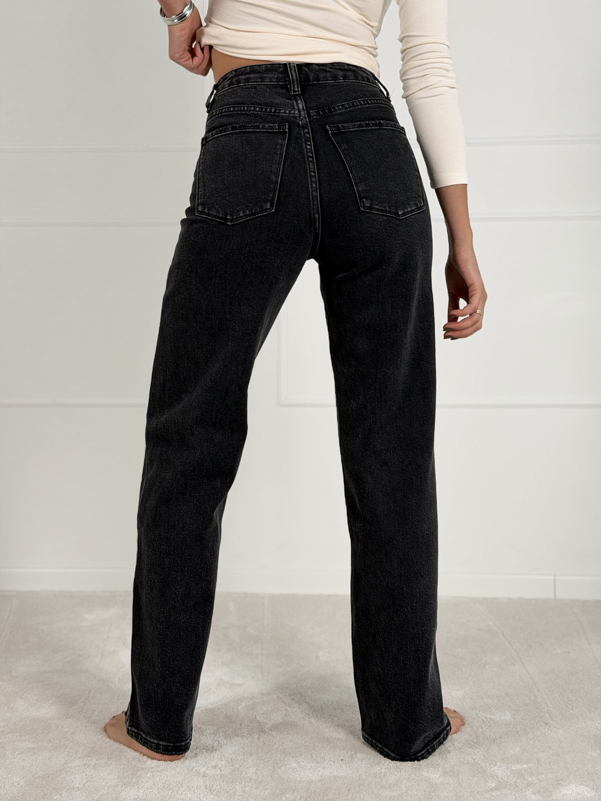 STRAIGHT STRETCH FULL LENGTH modelio moteriški džinsai NOTHA Juoda