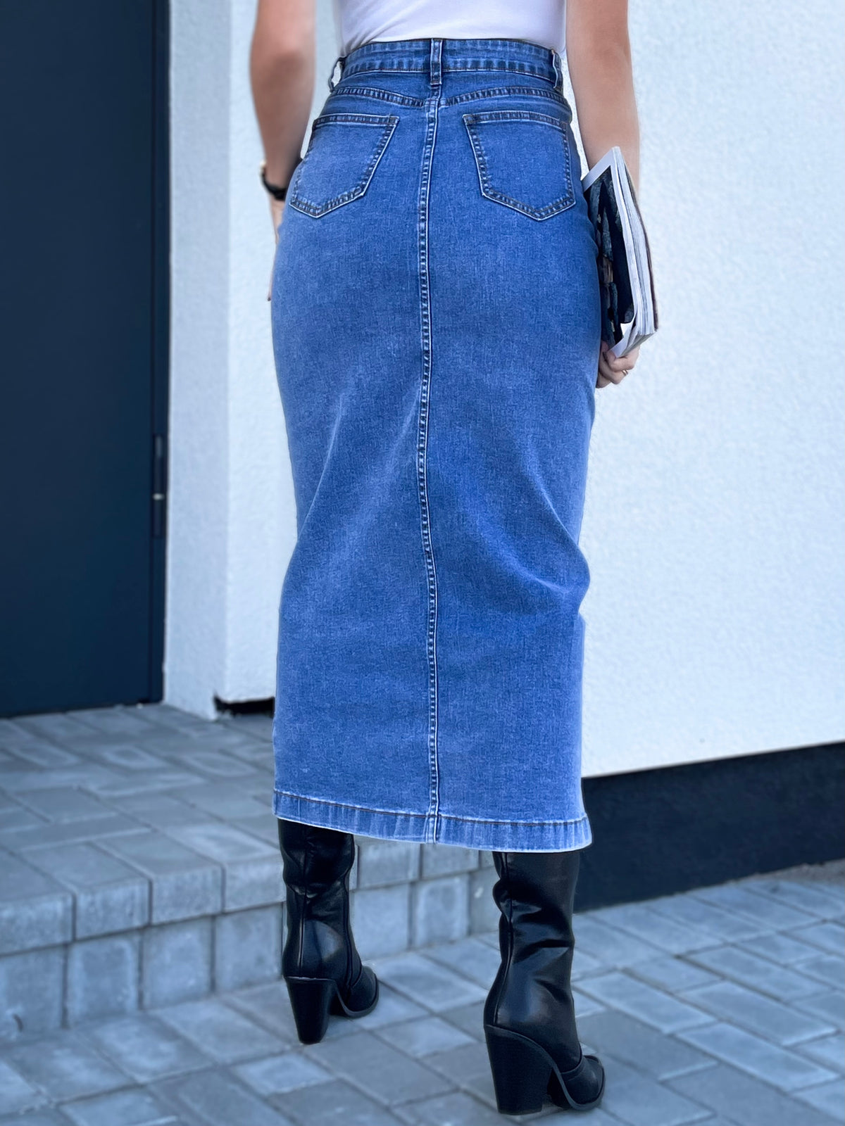Moteriškas vidutinio ilgio džinsinis sijonas FIELDS