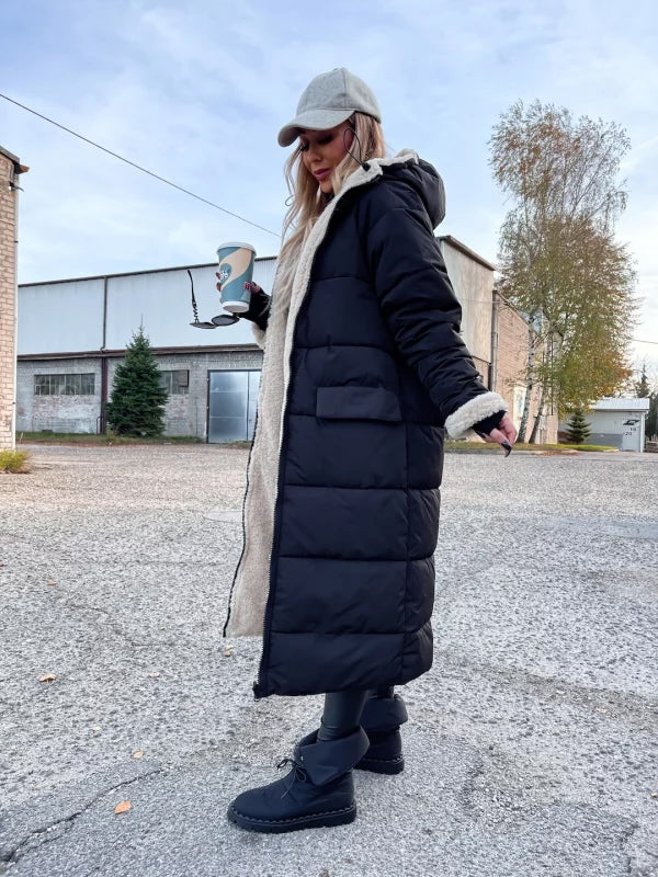 Moteriška dvipusė pašiltinta ilga striukė su gobtuvu STELLAN Juoda