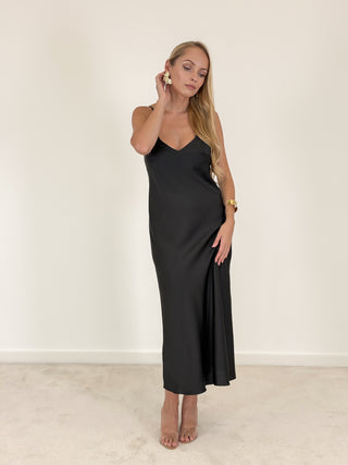 Suknelė KATALINA Juoda