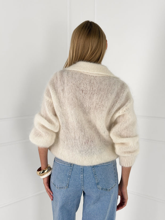 Moteriškas itališkas moheros vilnos megztinis RAYANA Balta