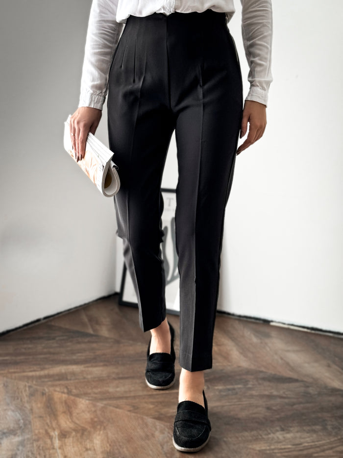 Moteriškos klasikinės kelnės WILLIAM Juoda