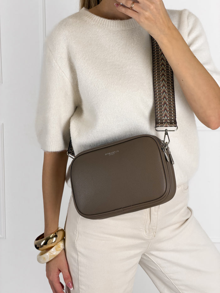 Moteriška dirbtinės odos rankinė THERON Kapučino