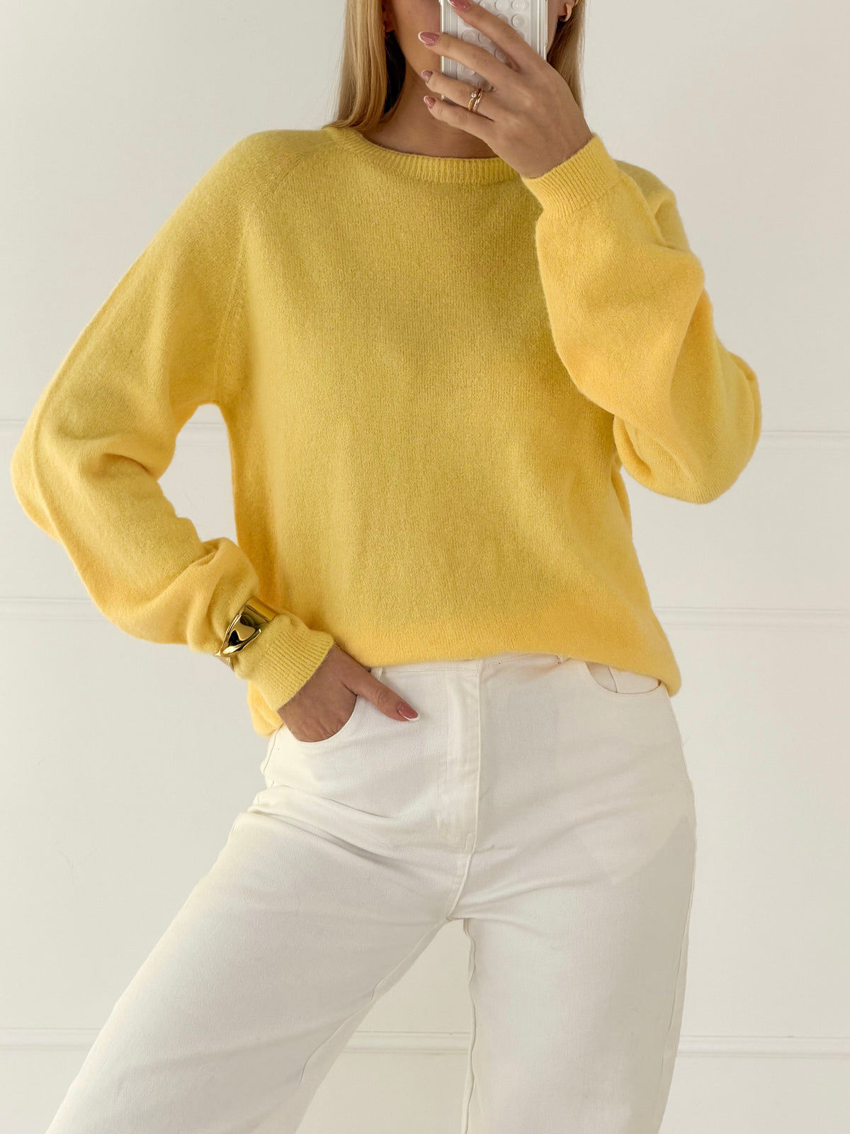 Moteriškas itališkas megztinis su baby alpakos vilna FILIPPA Geltona