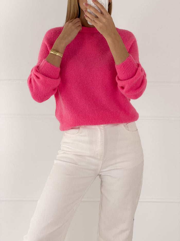 Moteriškas itališkas megztinis su baby alpakos vilna ADELINA Ryškiai rožinė