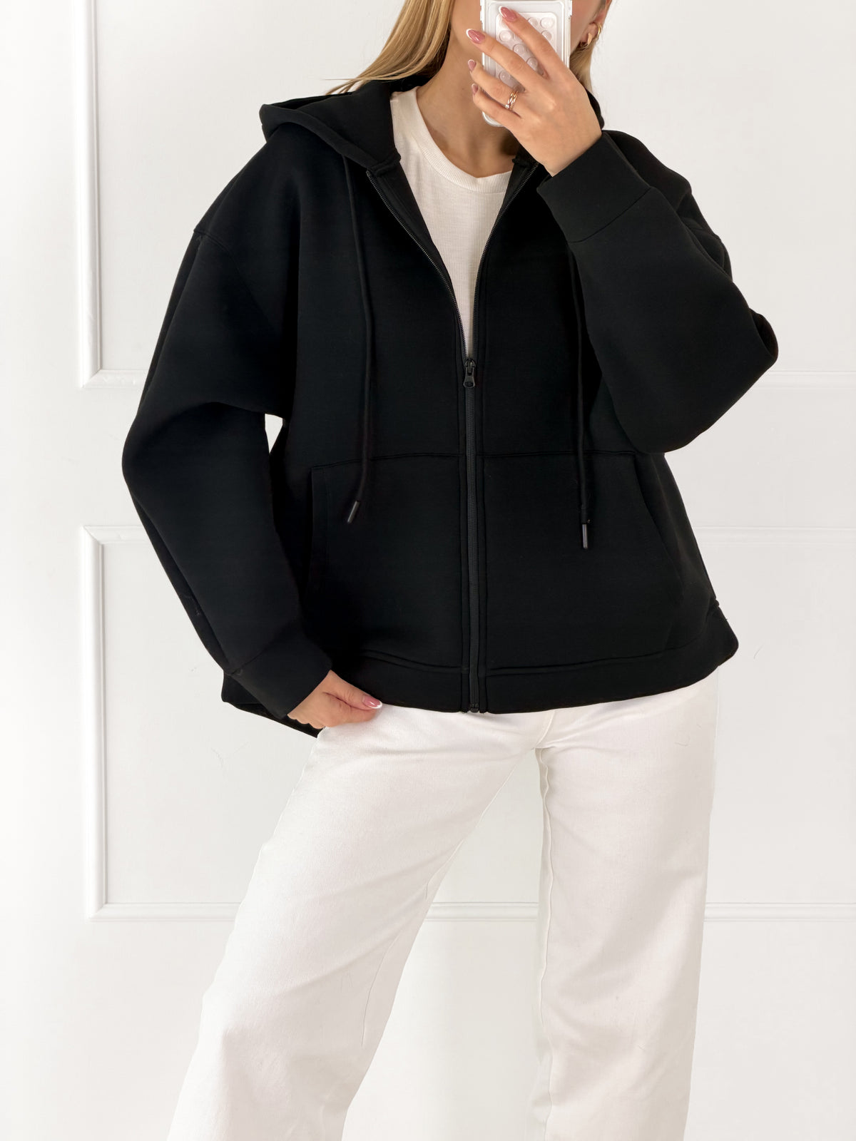 Moteriškas džemperis CASPAR Juoda