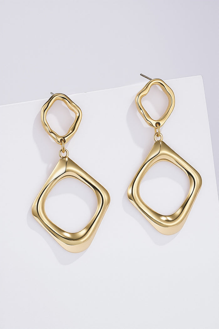 Moteriški aukso spalvos auskarai LAYLA