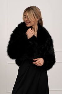 Moteriški trumpi kailiniai NAIRO Juoda