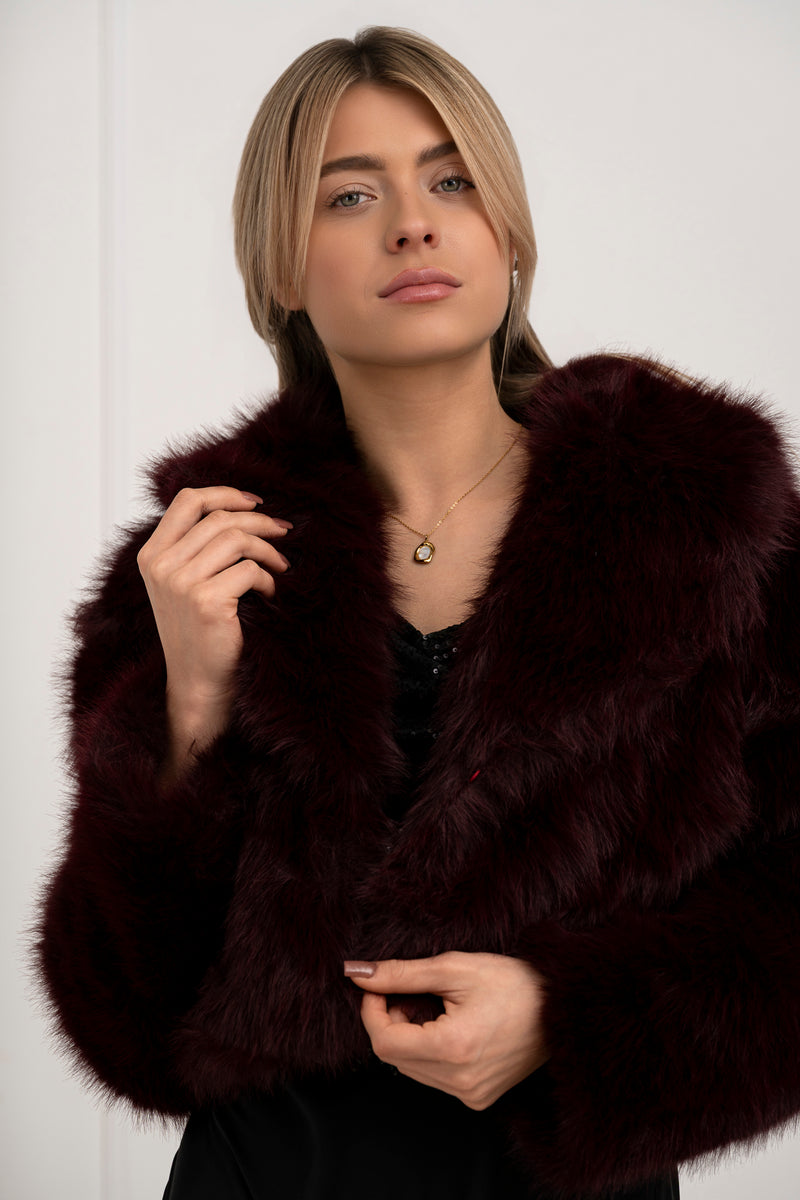 Moteriški trumpi kailiniai NAIRO Bordo