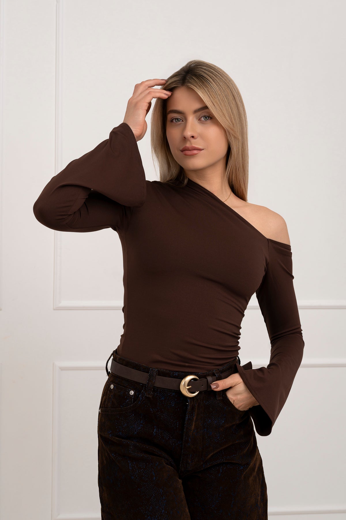 Moteriška palaidinė ilgomis rankovėmis VANESSA Ruda