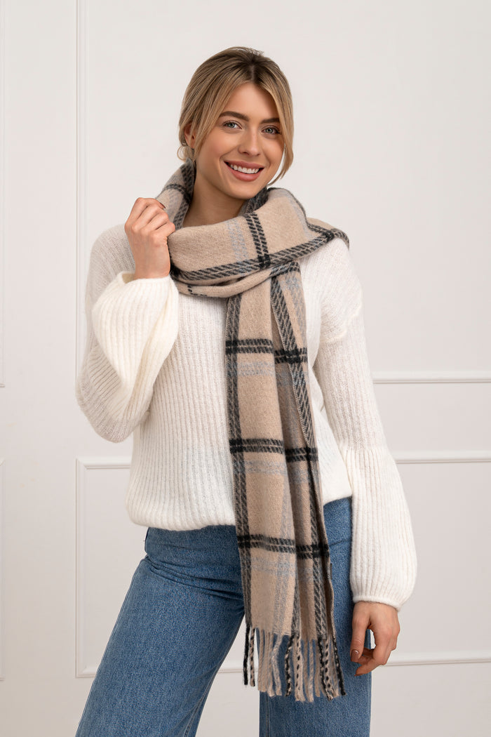 Moteriškas šiltas šalikas su vilna AMBER Kreminė