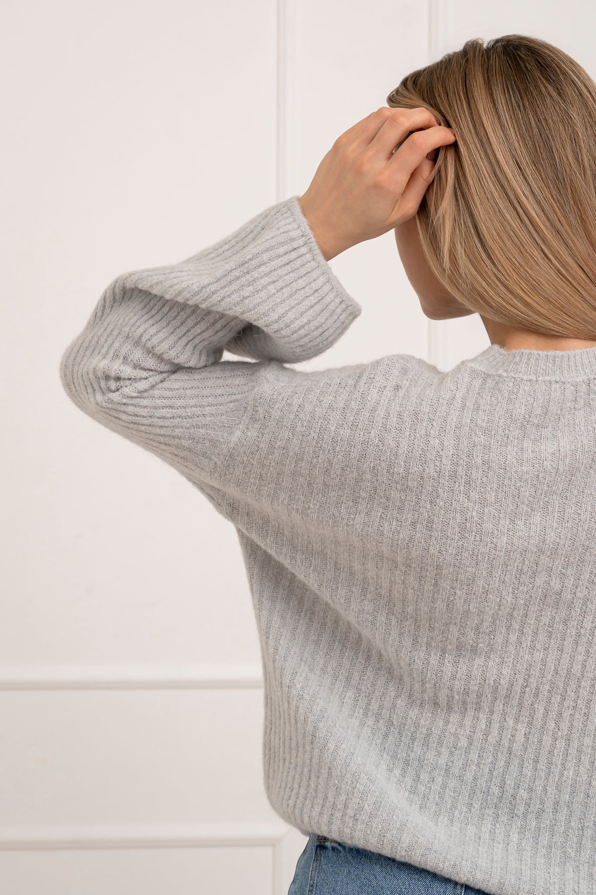 Moteriškas itališkas megztinis su baby alpakos vilna URSULA Pilka