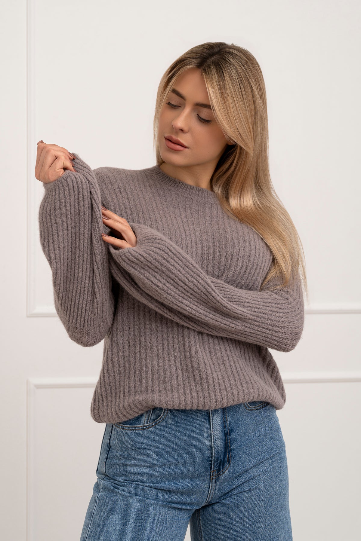 Moteriškas itališkas megztinis su baby alpakos vilna URSULA Kapučino