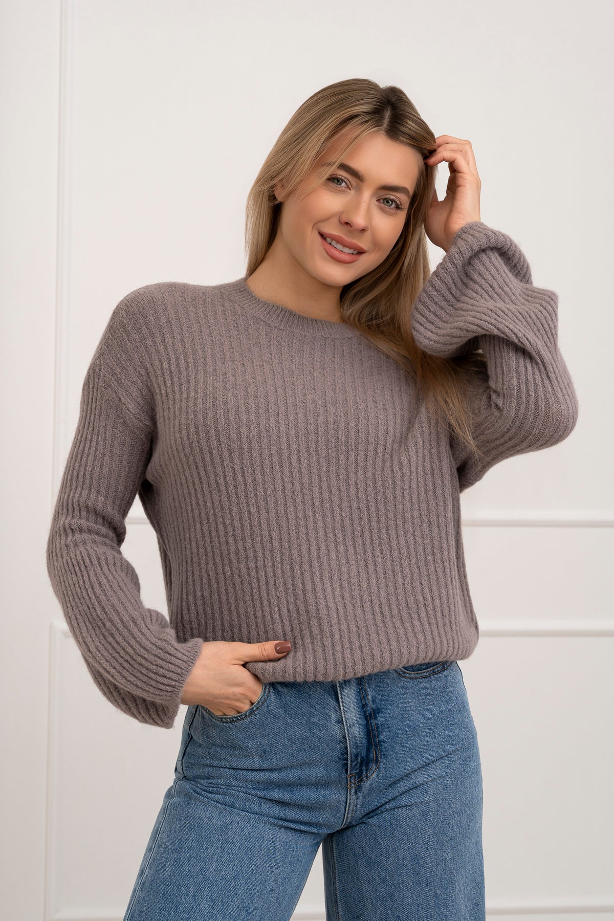 Moteriškas itališkas megztinis su baby alpakos vilna URSULA Kapučino