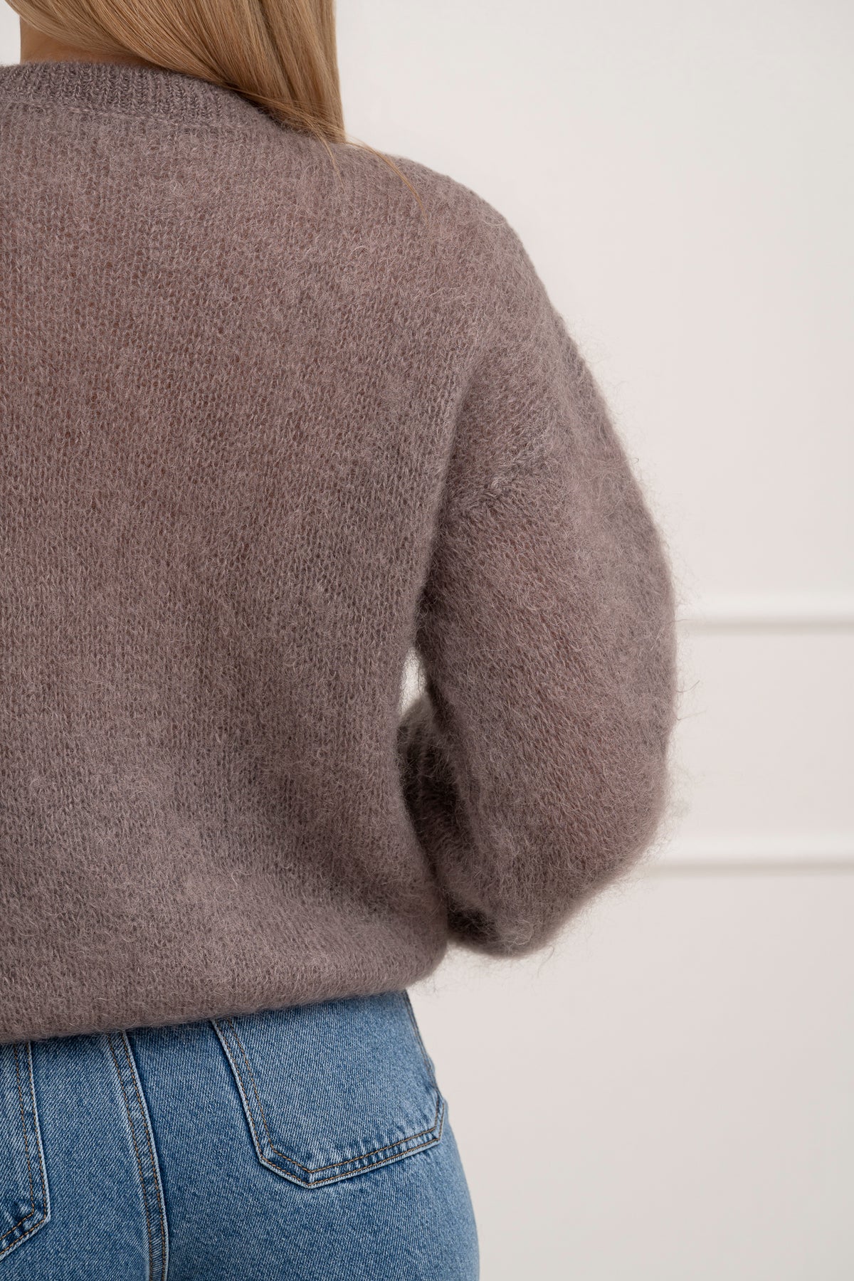 Moteriškas itališkas moheros vilnos megztinis EMELIN Kapučino