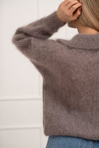 Moteriškas itališkas moheros vilnos megztinis RAYANA Kapučino