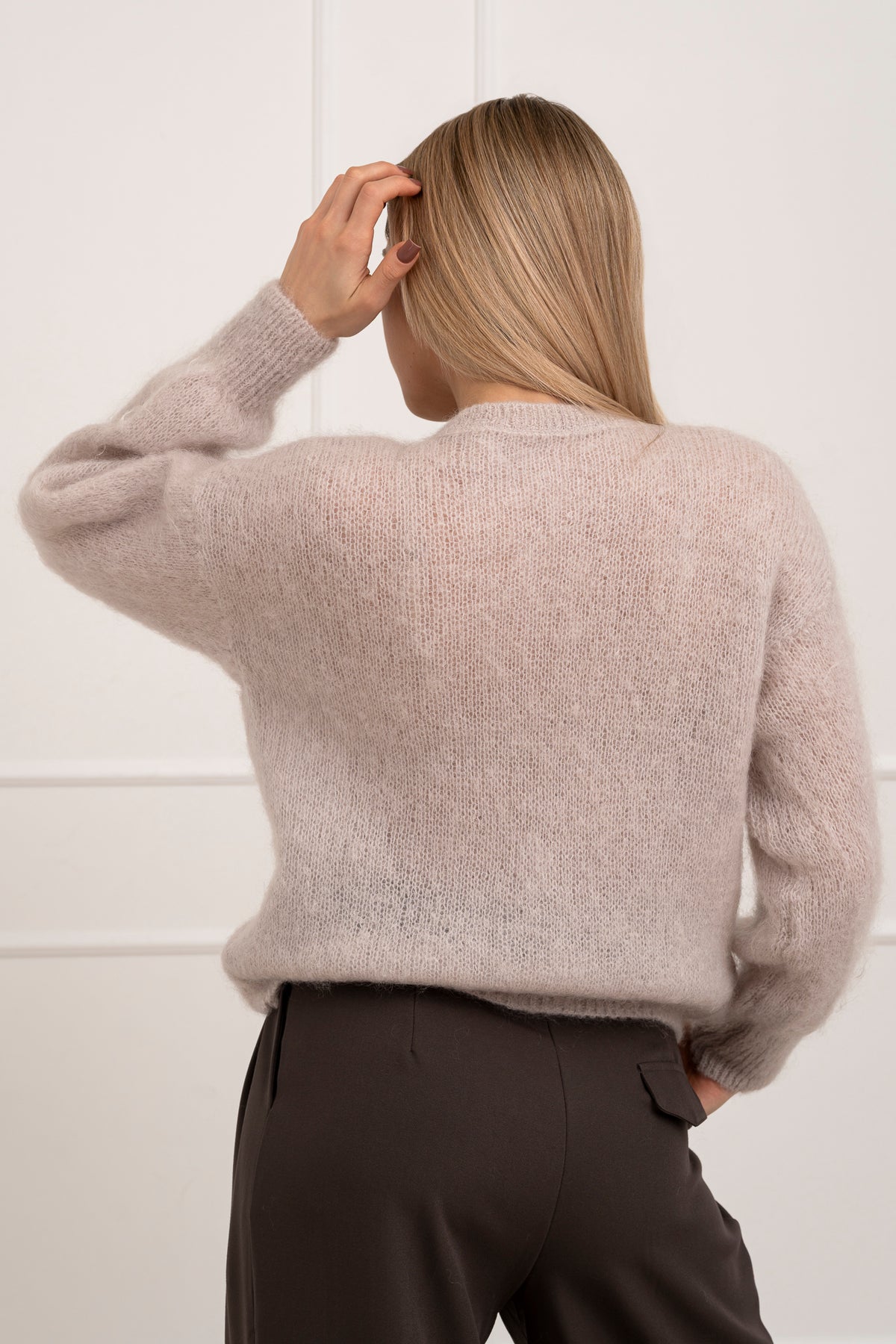 Moteriškas itališkas moheros vilnos megztinis RAYANA Kreminė