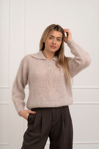 Moteriškas itališkas moheros vilnos megztinis RAYANA Kreminė