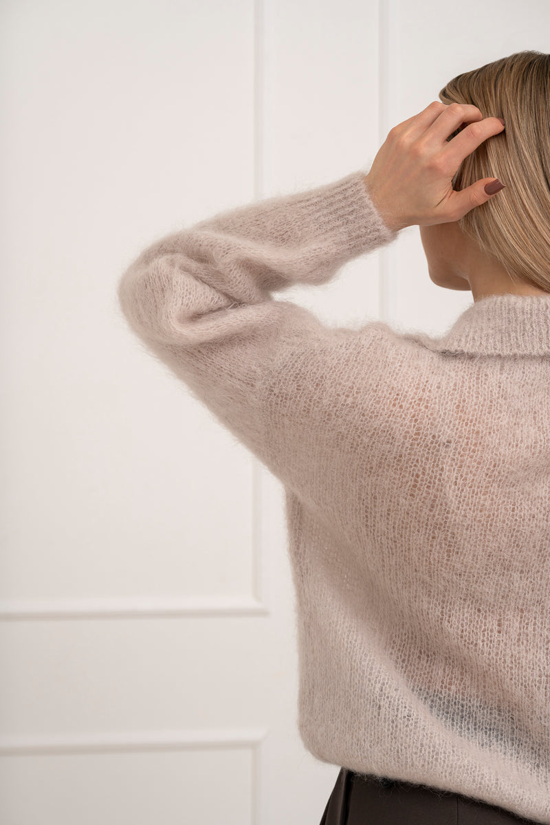 Moteriškas itališkas moheros vilnos megztinis RAYANA Kreminė