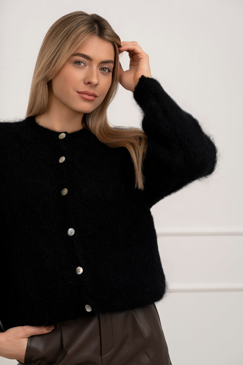 Moteriškas itališkas moheros vilnos megztinis EMELIN Juoda