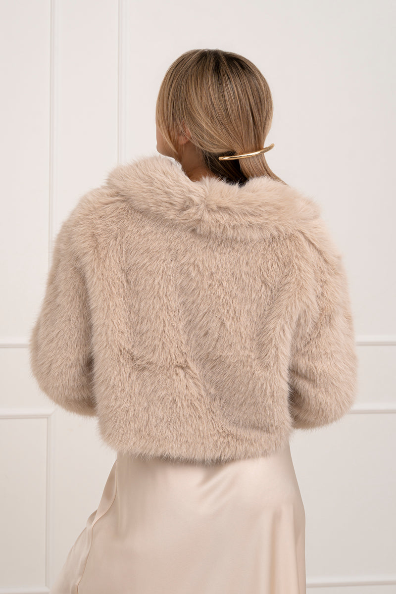 Moteriški trumpi kailiniai NAIRO Kreminė