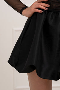 Moteriška itališka proginė suknelė GAVIN Juoda