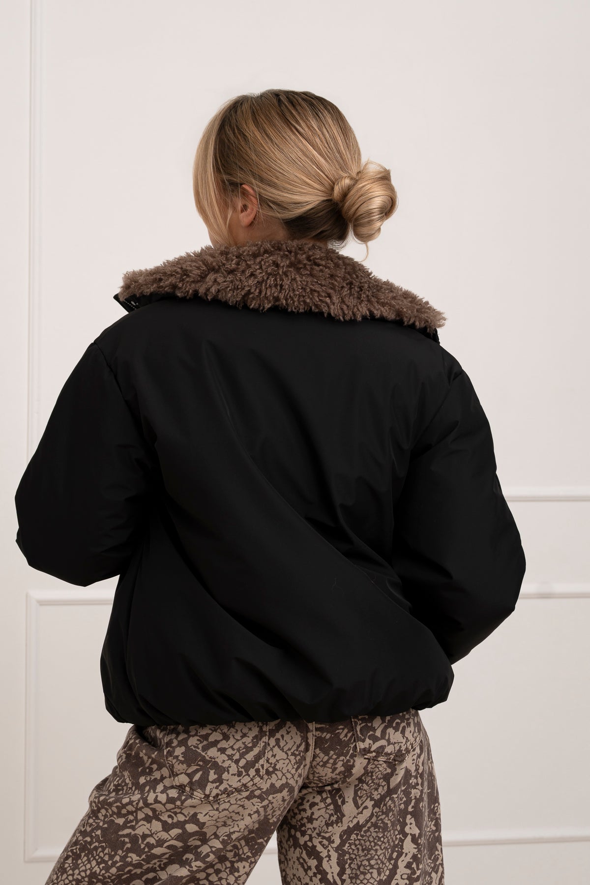 Moteriška striukė su teddy kailiu BILLY Juoda/Ruda