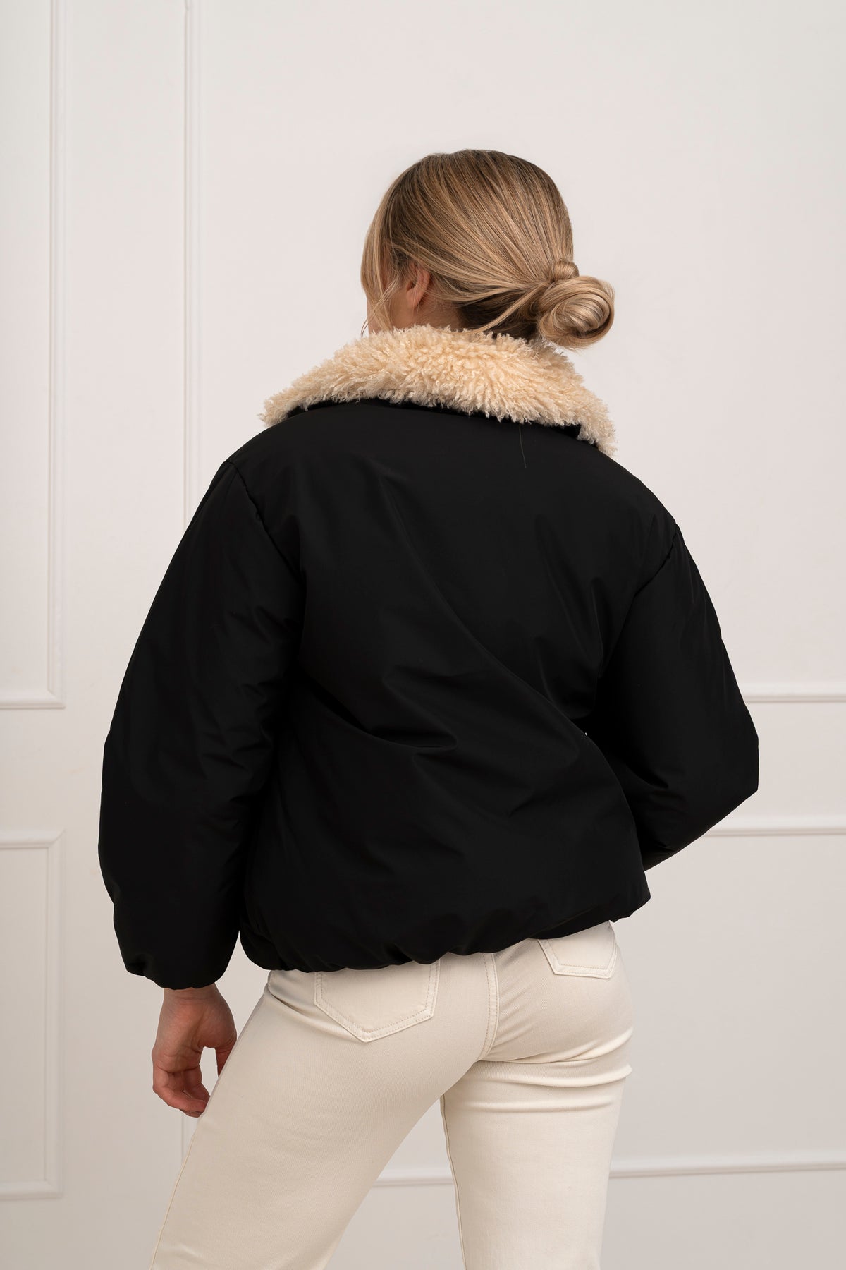 Moteriška striukė su teddy kailiu BILLY Juoda/Kreminė