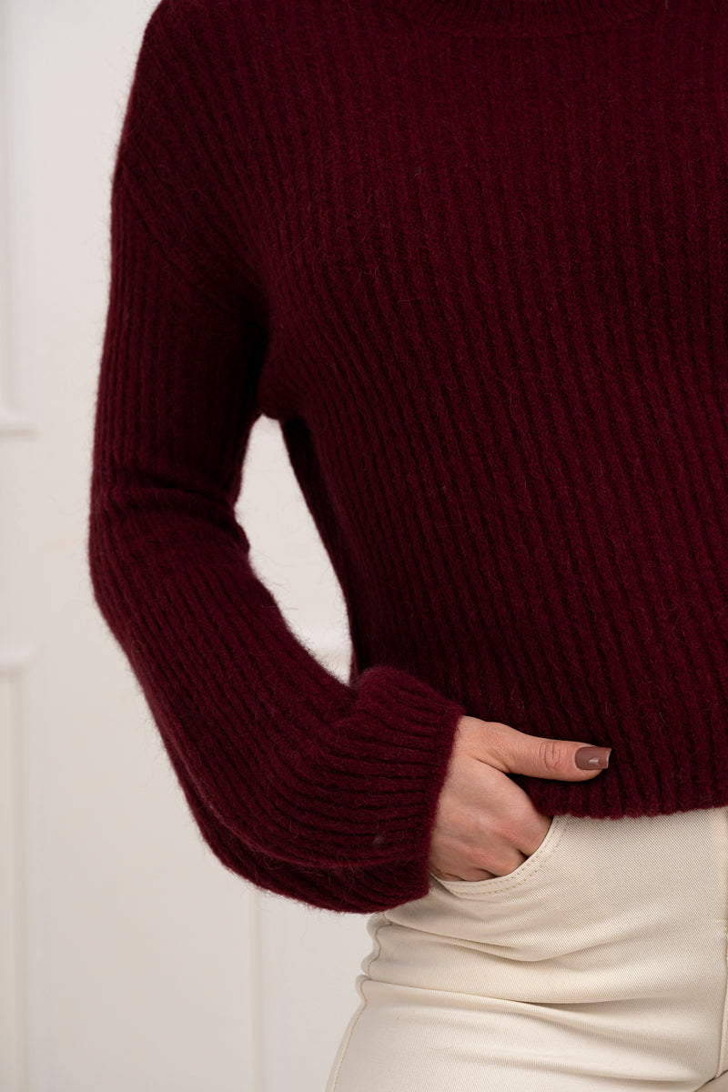 Moteriškas itališkas megztinis su baby alpakos vilna URSULA Bordo