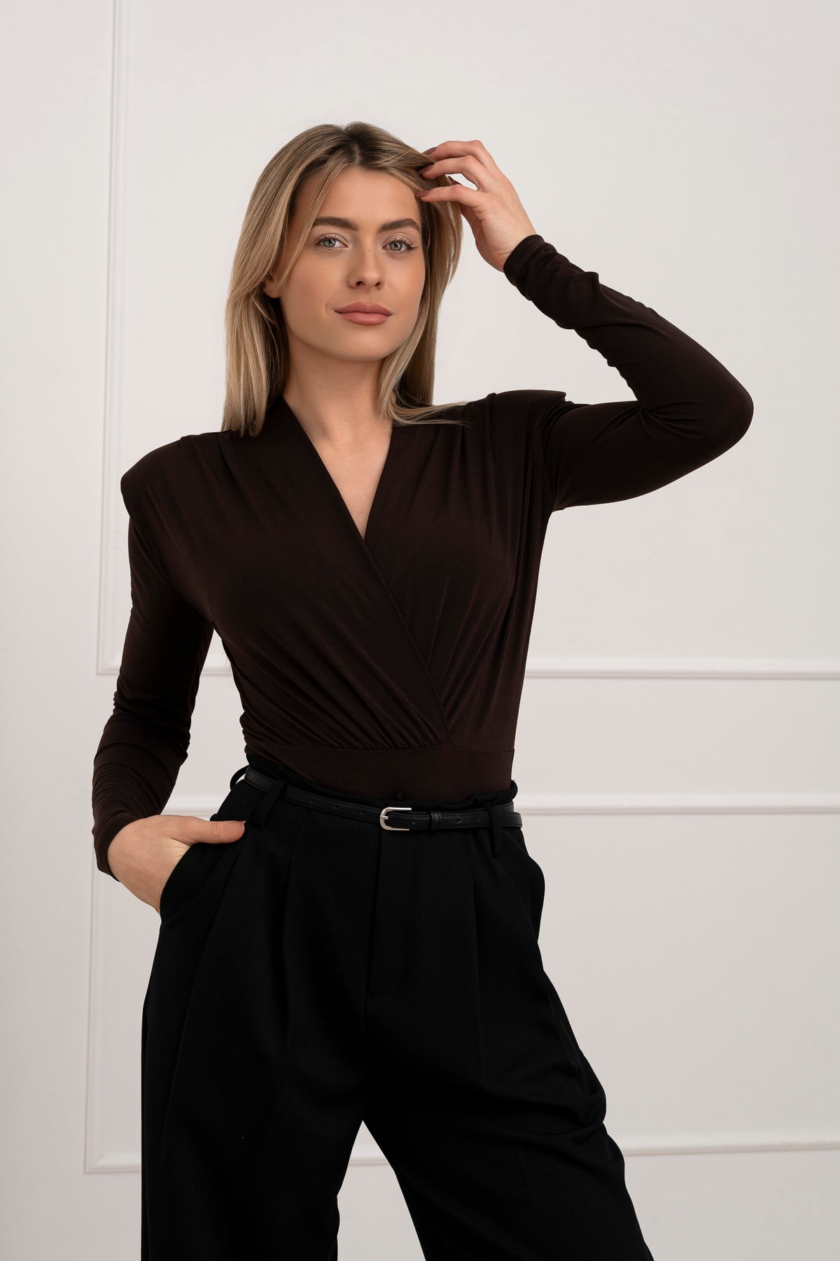 Moteriškas itališkas bodis MARTHO Tamsiai ruda