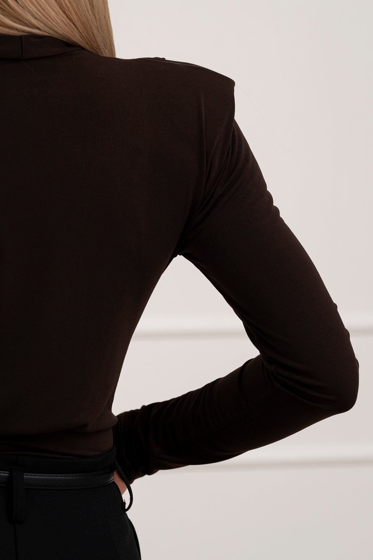 Moteriškas itališkas bodis MARTHO Tamsiai ruda