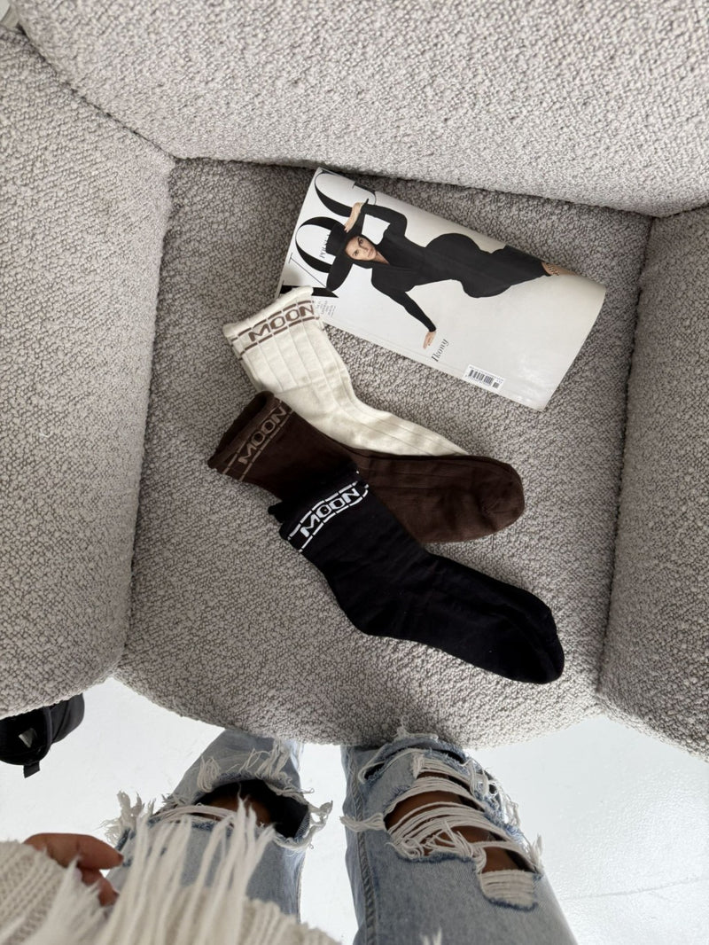 Moteriškos šiltos kojinės MOON Tamsiai ruda