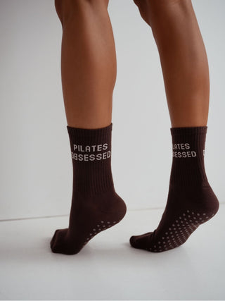 Kojinės PILATES OBSESSED Ruda
