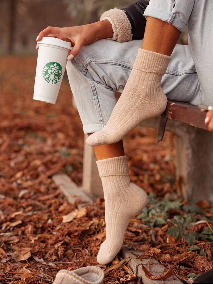 Moteriškos šiltos kojinės su vilna WOOL Ruda