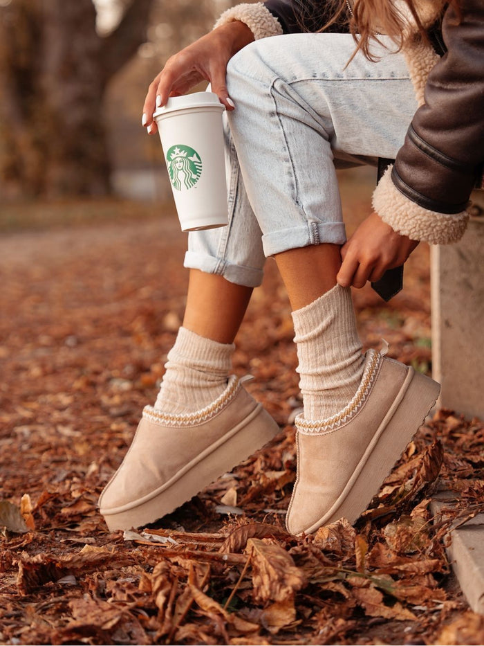 Moteriškos šiltos kojinės su vilna WOOL Ruda